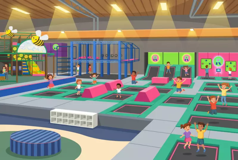 Illustration du parc indoor La Ruche by FriBowling à Granges-Paccot : grand parc de trampolines verts et roses, structure ninja bleue, murs interactifs et espace de jeux pour enfants, avec des familles qui sautent