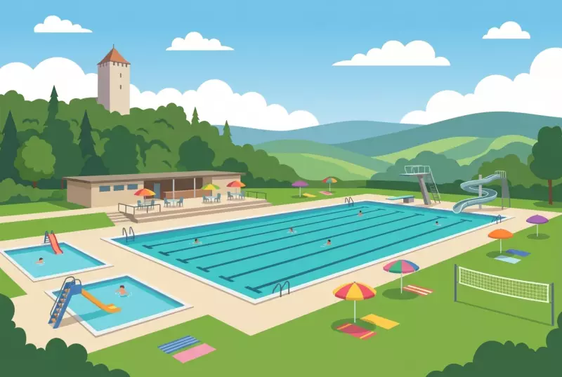 Illustration of the outdoor swimming pool in Aubonne at the foot of the castle