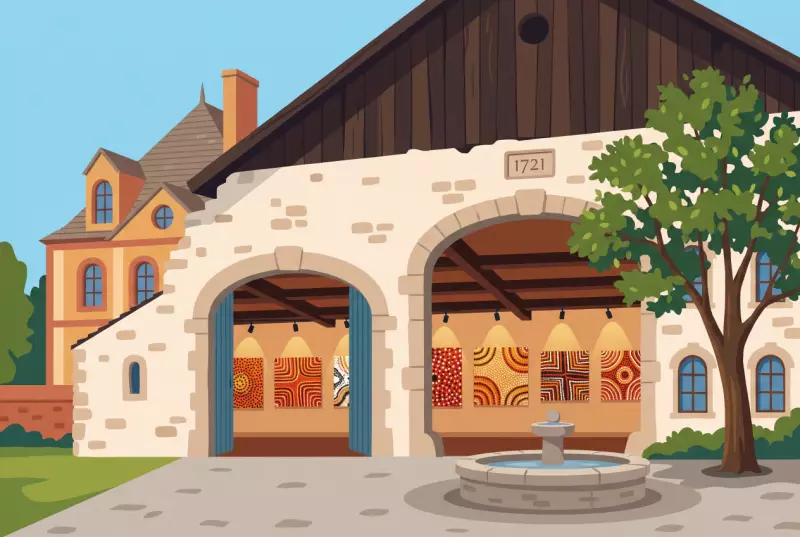 Illustration de la galerie d'art aborigène installée dans la grange de pierre de Môtiers