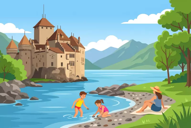 Illustration de la plage de Chillon à Veytaux : crique de galets au pied du Château de Chillon, avec des enfants qui se baignent dans le lac Léman et les Alpes en arrière-plan